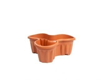 Vista Large Tri Planter Terracotta